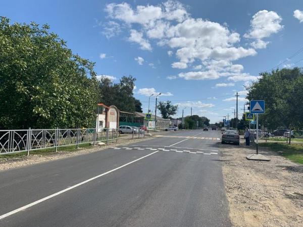 В городе Изобильный завершается ремонт проезжей части на трех улицах